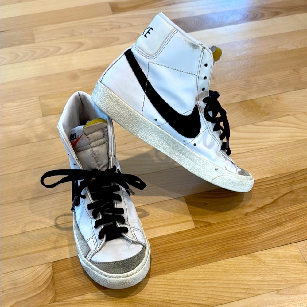 NIKE Blazers hi tops size 6.5 women’s or 5 men’s